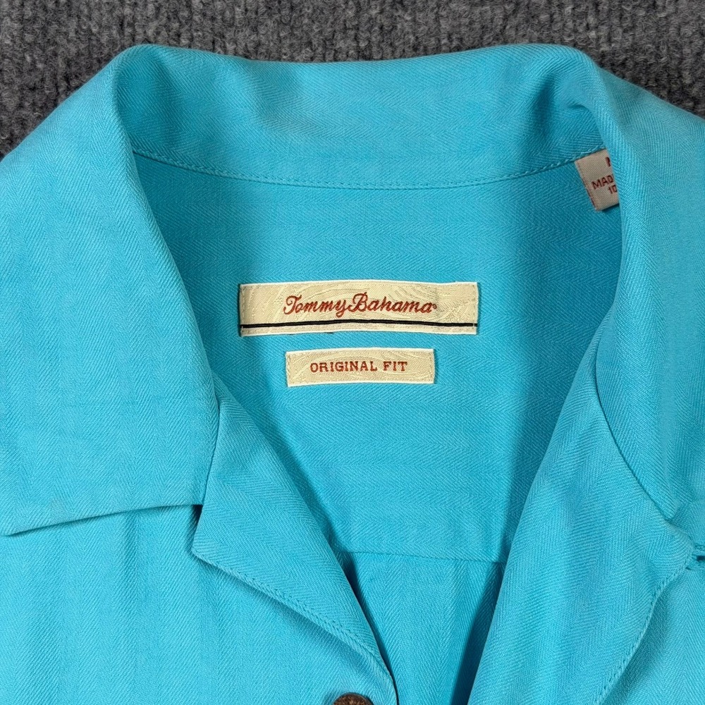 Tommy Bahama Silk Camp Shirt Mens Medium Turquoise Blue Herringbone Original Fit - Picture 3 of 8